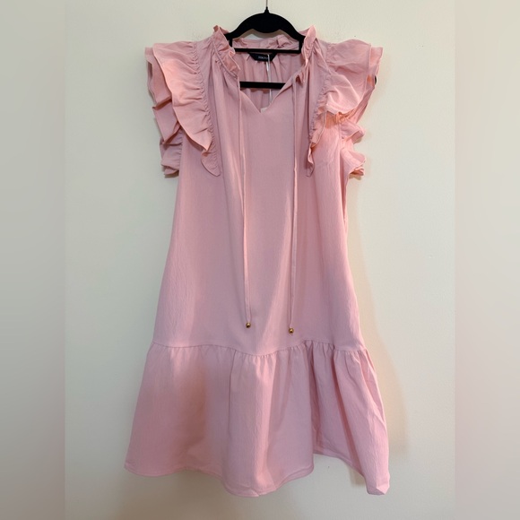 Dokotoo Dresses & Skirts - NWT Dokotoo Chic Pink Ruffled Casual Dress
